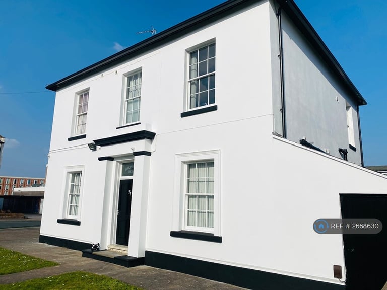 9 bedroom house in Brunswick Street, Leamington Spa, CV31 (9 bed) (#2668630)