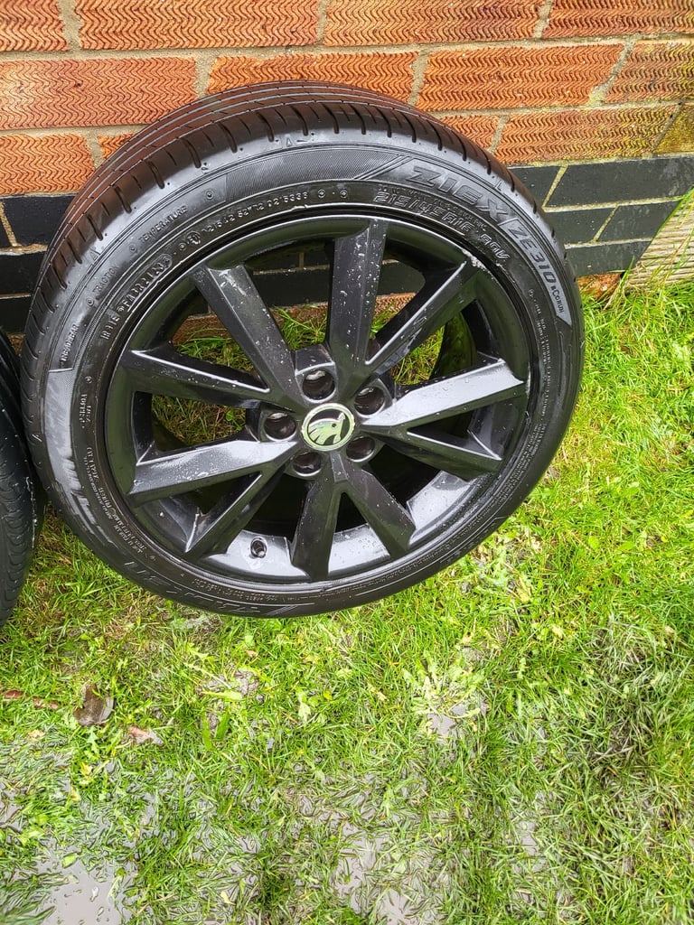 16 inch 5x100 Skoda Fabia Alloy wheels 