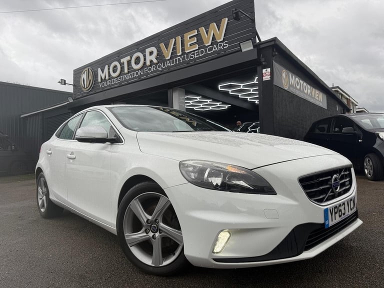 2013 Volvo V40 D2 R DESIGN 5dr HATCHBACK Diesel Manual