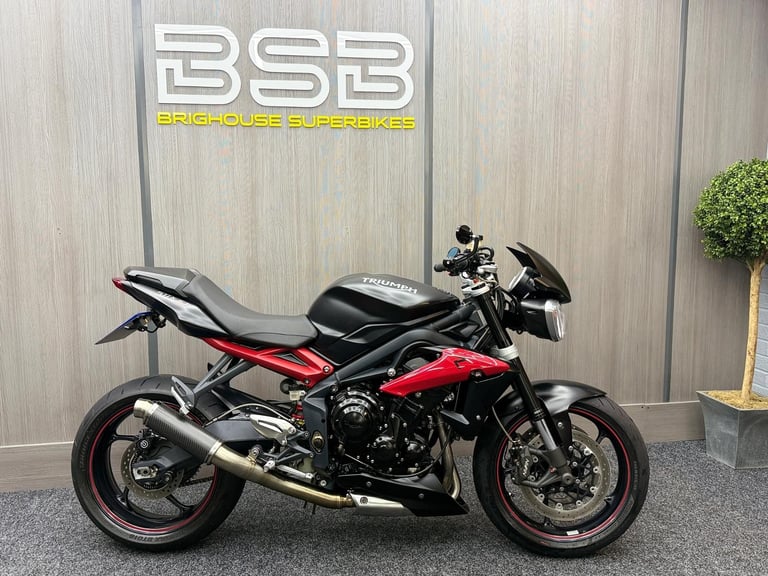 2015 65 Triumph Street Triple 675 R - Only 14168 Miles - SC GP Exhaust ++