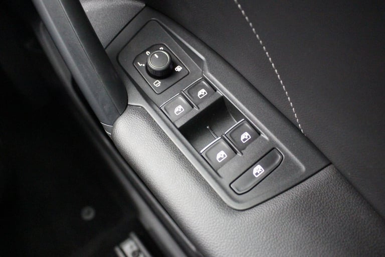 2023 Volkswagen Tiguan 5dr 2.0TDi 4Motion R-Line Edition DSG Automatic Estate Diesel Automatic