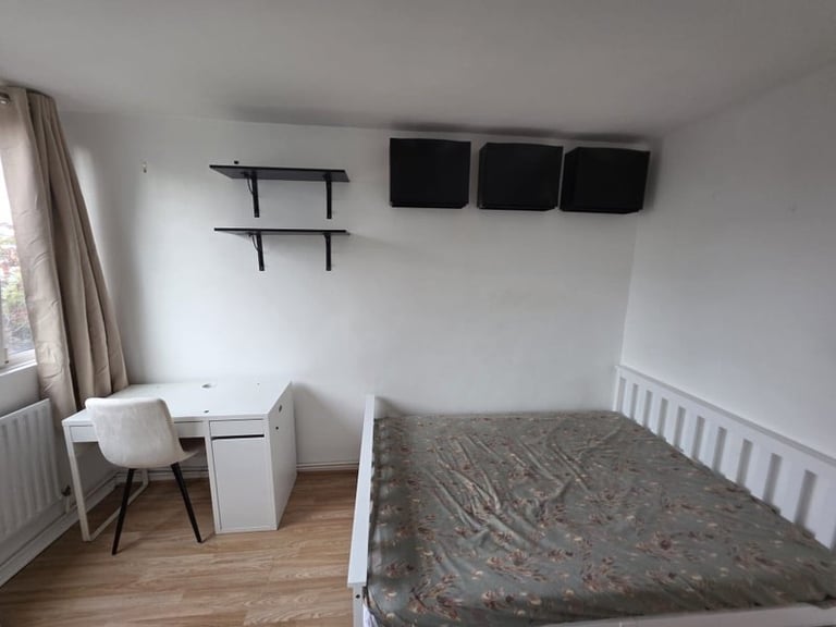 🌿Double Room for Rent – E1 | Great Access to Central London 📍