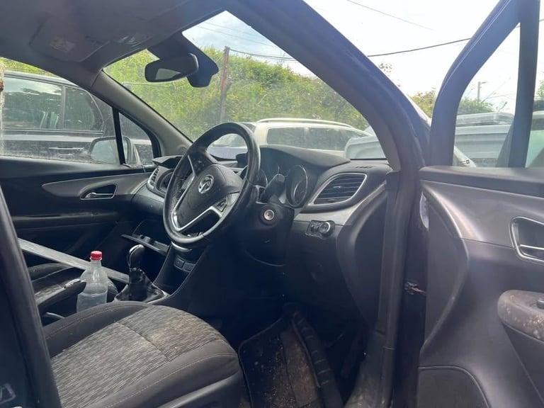  VAUXHALL MOKKA 2013 1.6 PETROL BREAKING FOR PARTS 