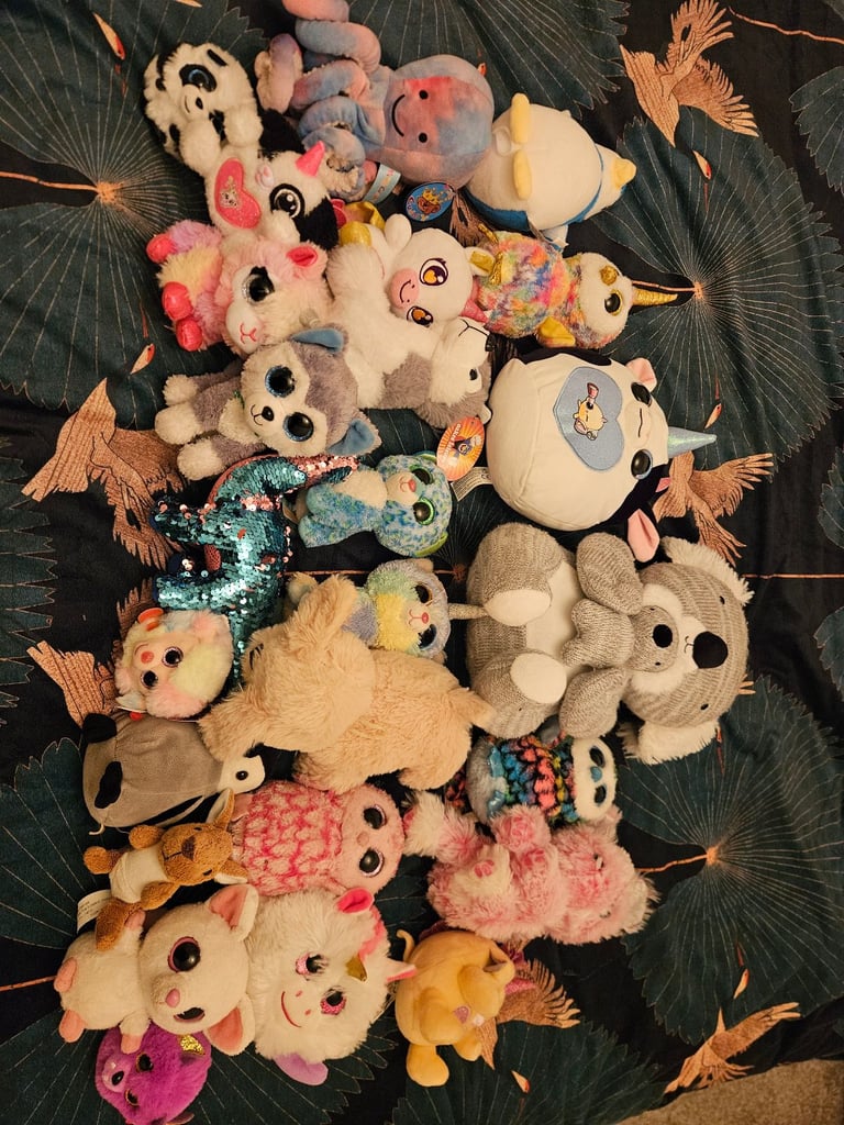 image for 25 x Cuddly Toys  That's only 20p a Toy!