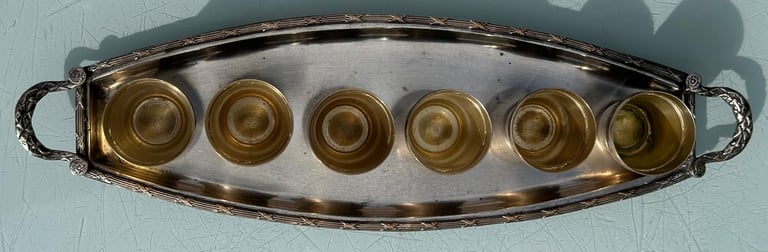 ANTIQUE FRENCH HUNTING SHOT CUP SET OF SIX STIRRUP CUPS & TRAY - 1900s - WILL POST!