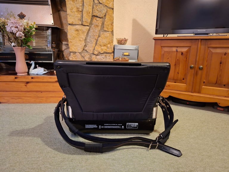 Roland FR-7 Accordion