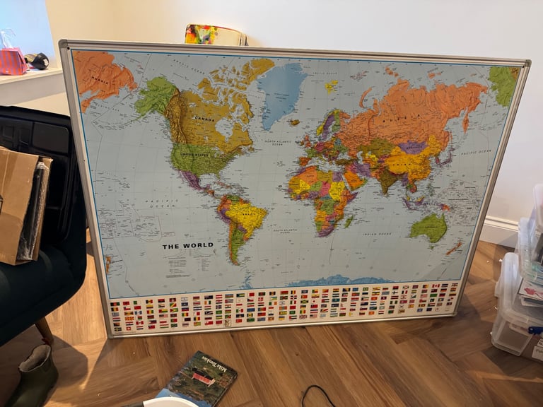 image for Free Magnetic world Map