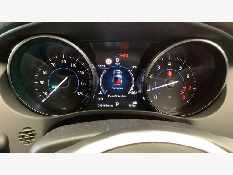 2017 Jaguar XE 2.0i R-Sport Auto Euro 6 (s/s) 4dr SALOON Petrol Automatic