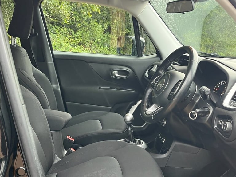 2017 Jeep Renegade 1.6 E-torQ Longitude 5dr ESTATE PETROL Manual