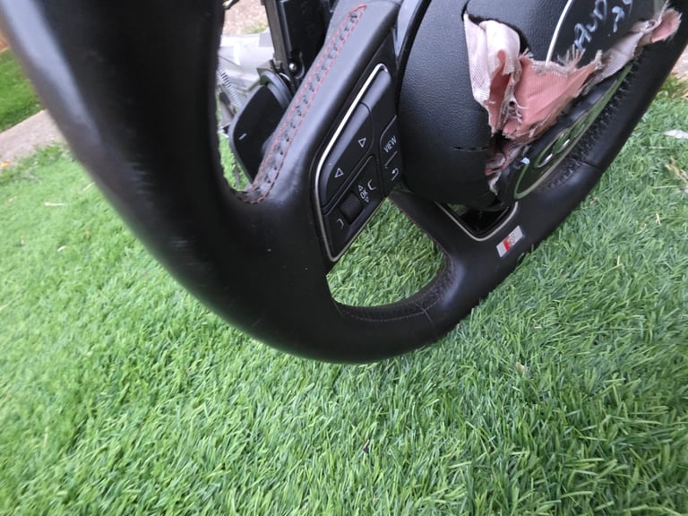 AUDI A5 FLAT BOTTOM MULTIFUNCTION LEATHER STEERING WHEEL Squib Breaking Parts 