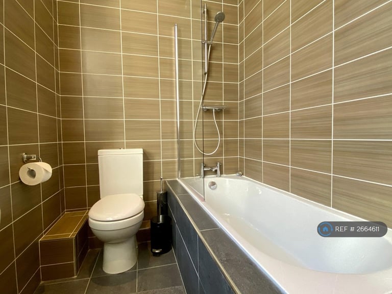 2 bedroom flat in St. Nicholas Chambers, Newcastle Upon Tyne, NE1 (2 bed) (#2664611)