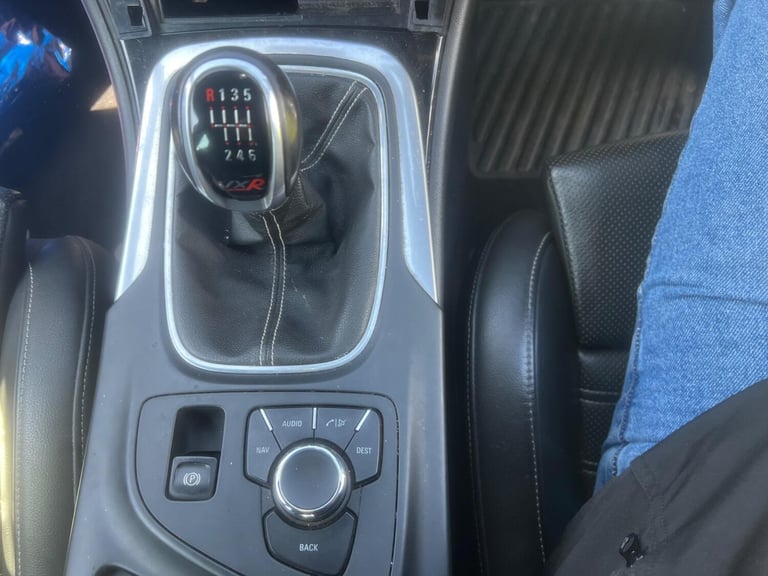 VAUXHALL INSIGNIA 2.8 T V6 VXR SuperSport 2013