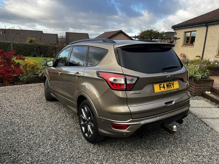 Ford, KUGA, Hatchback, 2019, Manual, 1997 (cc), 5 doors