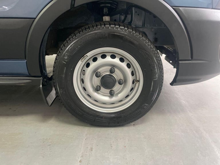 2022 Ford Transit 2.0 350 EcoBlue MHEV Leader RWD L4 H3 Euro 6 (s/s) 5dr PANEL VAN Diesel Manual