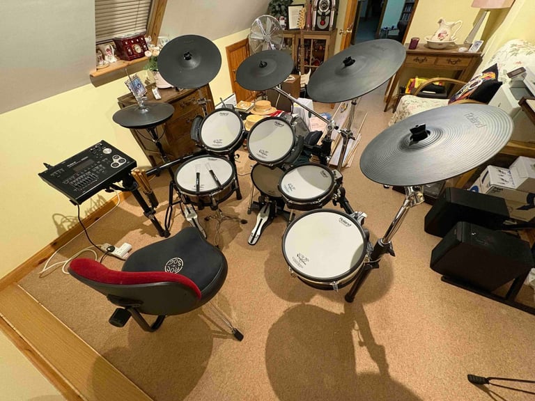 Roland TD30KSE Drum Kit with upgrade and extras