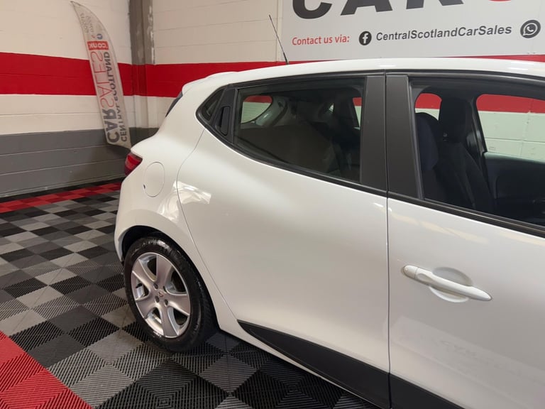 2016 Renault Clio 1.2 16V Play Euro 6 5dr HATCHBACK Petrol Manual