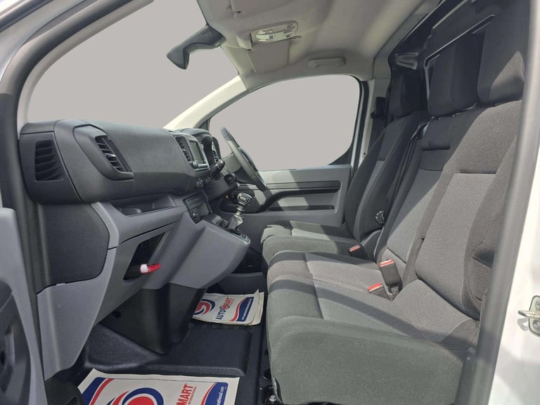 2022 Citroen Dispatch 1.5 BlueHDi 1000 Enterprise Pro M FWD 2 Euro 6 (s/s) 6dr PANEL VAN Diesel M...