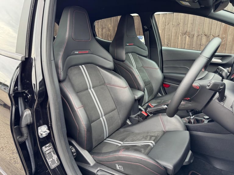  Ford Fiesta 1.5T EcoBoost ST-3 Euro 6 (s/s) 5dr Petrol Manual