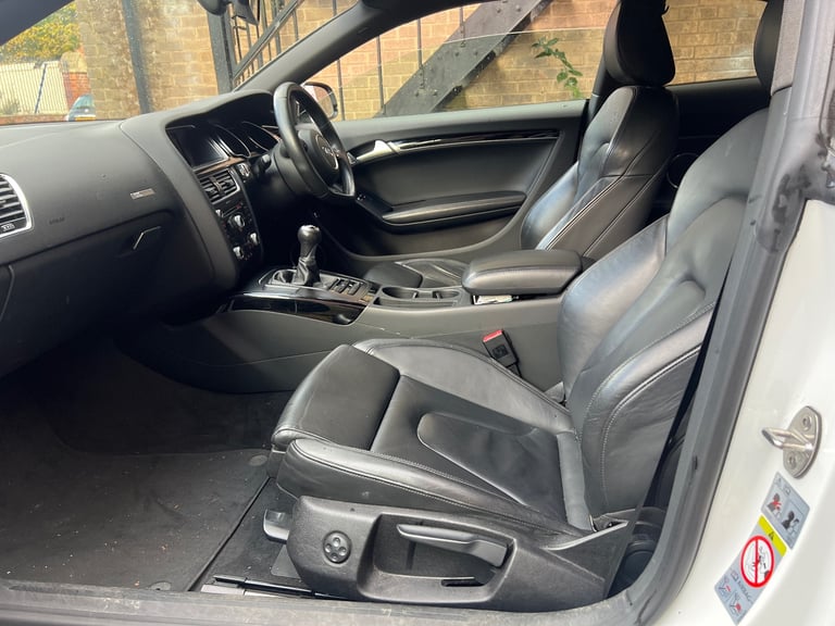 Audi, A5, Coupe, 2012, Manual, 1968 (cc), 2 doors