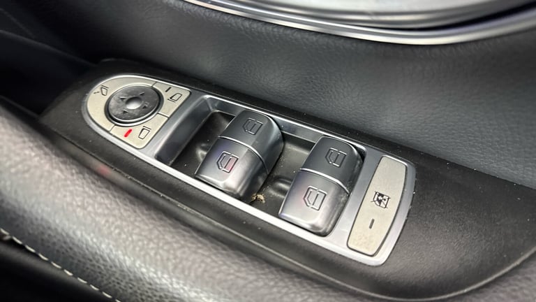 2020 Mercedes-Benz E-Class E 300 D Amg Line Edition Premium Plus Saloon Diesel Automatic