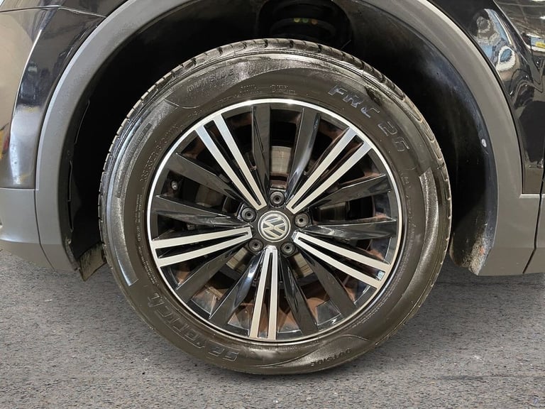 2018 Volkswagen Tiguan 2.0 TDI SE Navigation SUV 5dr Diesel DSG Euro 6 (s/s) (150 ps) ESTATE Dies...