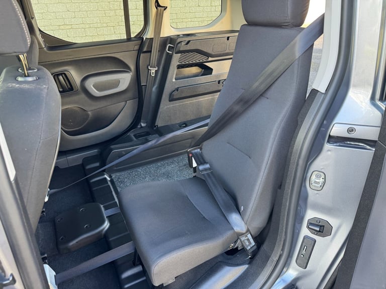 1.5 BlueHDi Peugeot Rifter Horizon Wheelchair Accessible Vehicle, WAV 