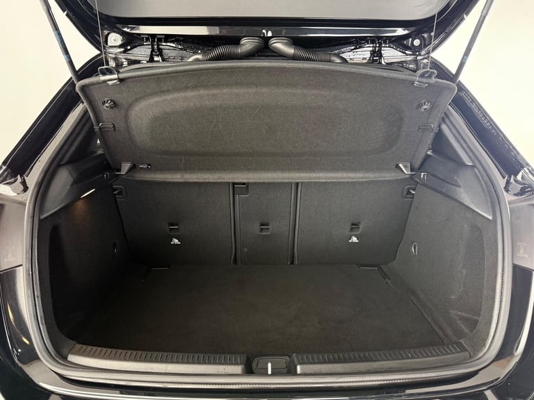 2020 Mercedes-Benz A-Class A180 AMG Line Executive 5dr Auto HATCHBACK PETROL Automatic