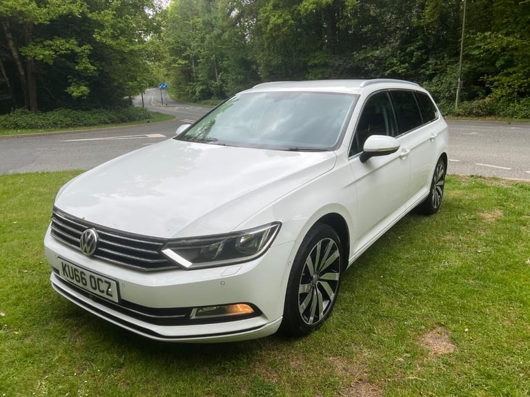 VOLKSWAGEN PASSAT 1.6 TDI BlueMotion Tech SE Business White Auto Diesel 2016
