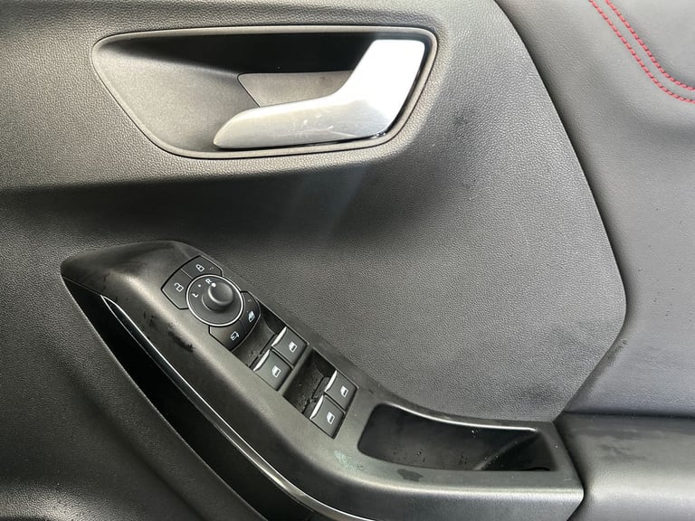 2023 Ford Puma 1.0 EcoBoost Hybrid mHEV ST 5dr DCT HATCHBACK PETROL Automatic