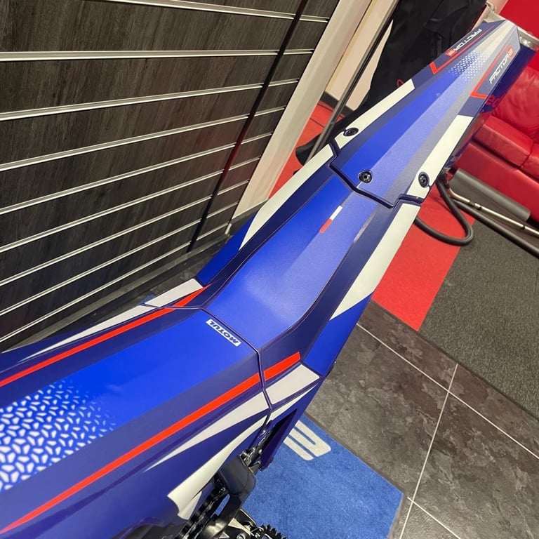 2026 EM EPURE FACTOR-e 2.5 kWh WORLDS FIRST ELECTRIC TRIALS BIKE WITH GEARBOX