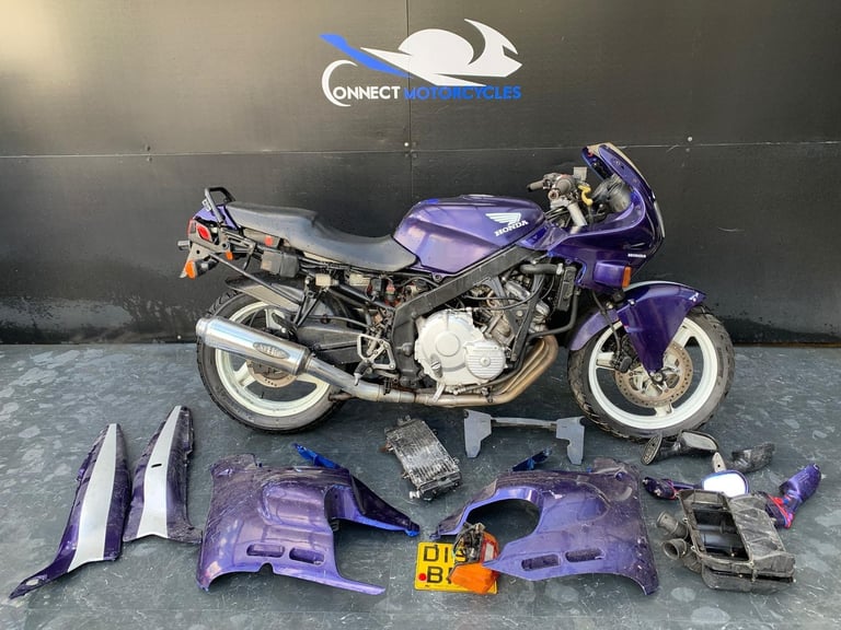 image for HONDA CBR 600 HURRICAN PROJECT BIKE HPI CLEAR