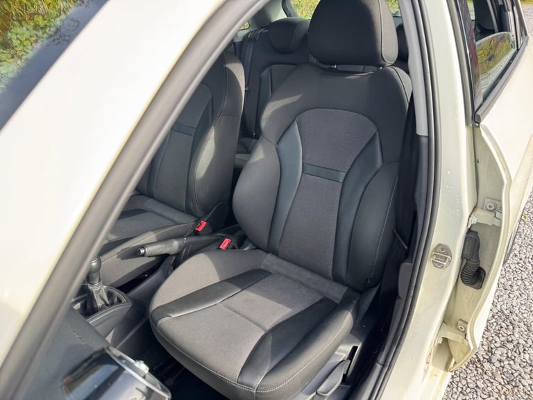 2013 Audi A1 1.4 TFSI Sport Sportback Euro 5 (s/s) 5dr HATCHBACK Petrol Manual