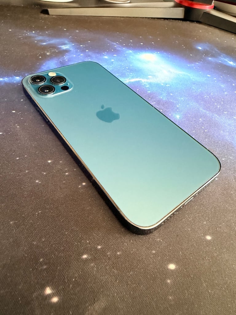 iPhone 12 Pro 128GB In Excellent Condition Pacific Blue With Accessories