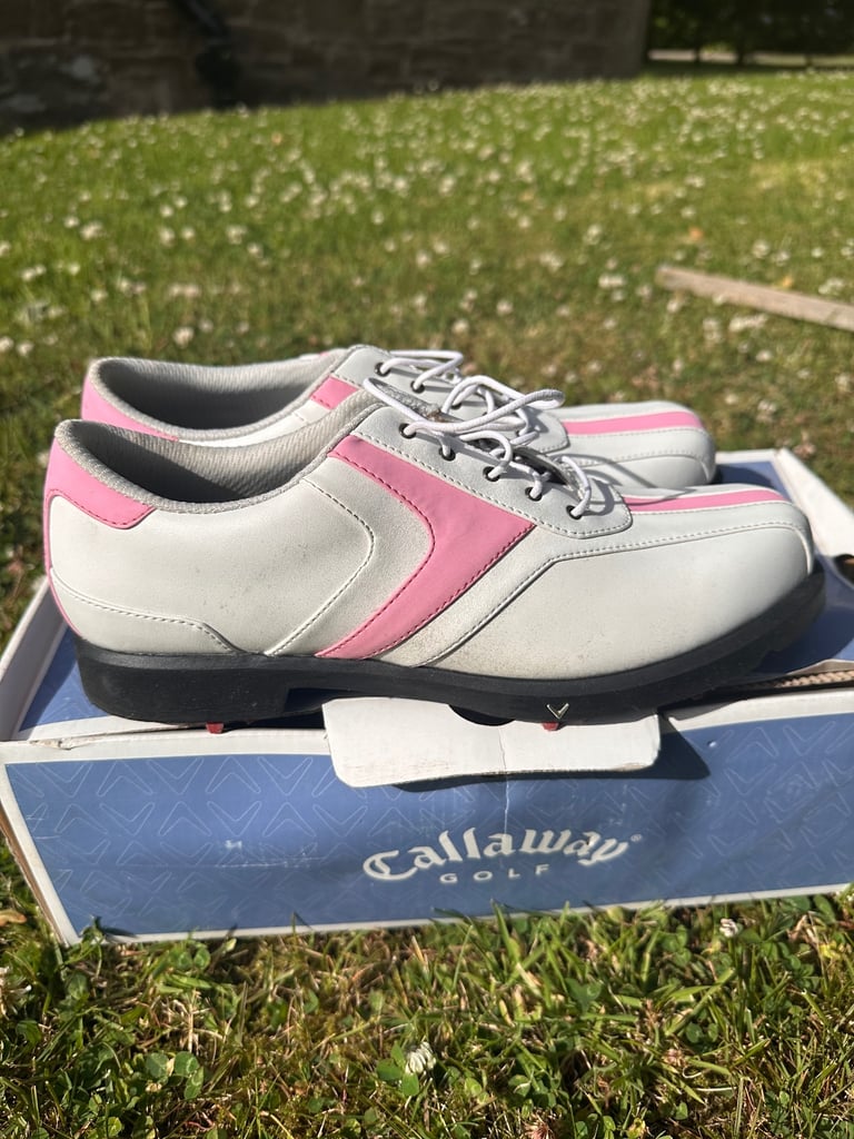 Callaway ladies golf shoes size 7.5