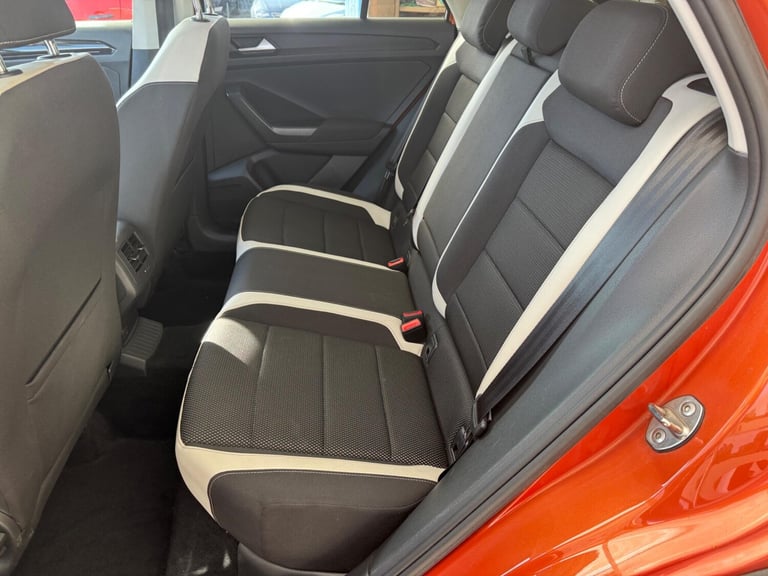 2018 Volkswagen T-Roc 1.5 TSI EVO SEL Euro 6 (s/s) 5dr HATCHBACK Petrol Manual