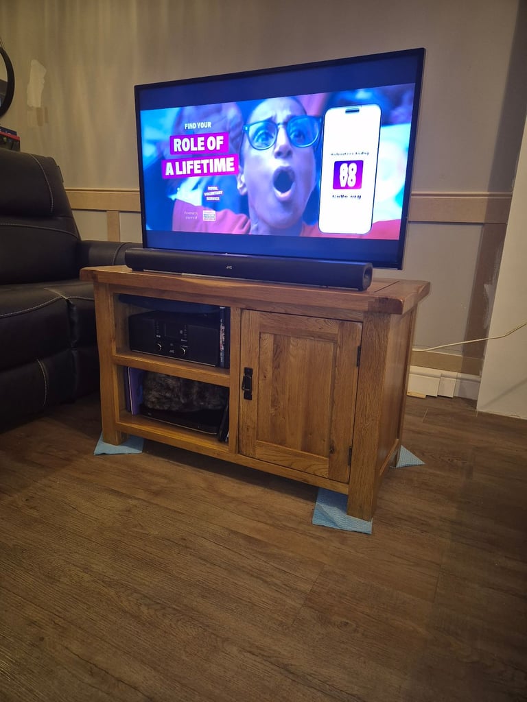 image for Solid oak tv cabinet 
