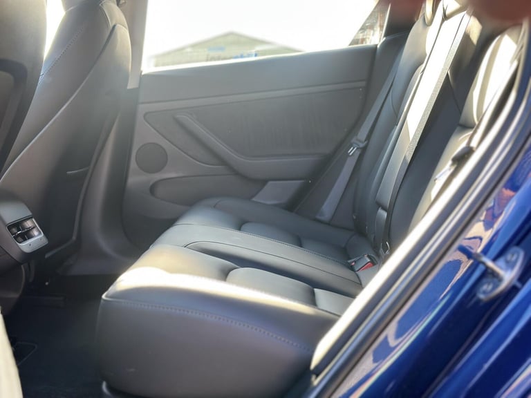 2021 Tesla Model 3 (Dual Motor) Long Range Saloon 4dr Electric Auto 4WDE (346 ps) Saloon Electric...