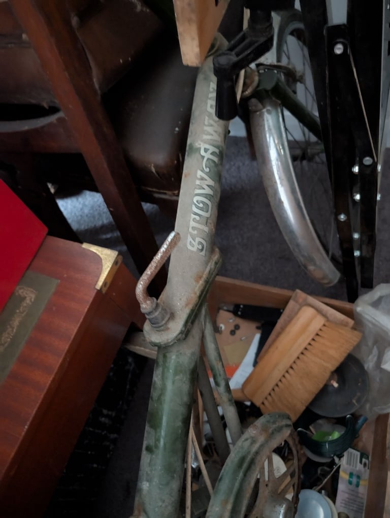 Vintage Raleigh Stowaway folding bicycle bike for restoration 
