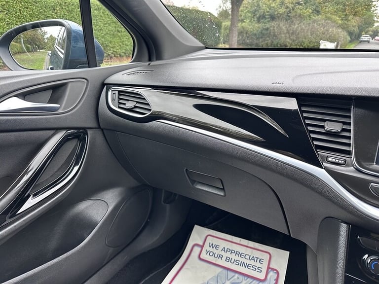 2016 Vauxhall Astra i SRi Hatchback Petrol Manual