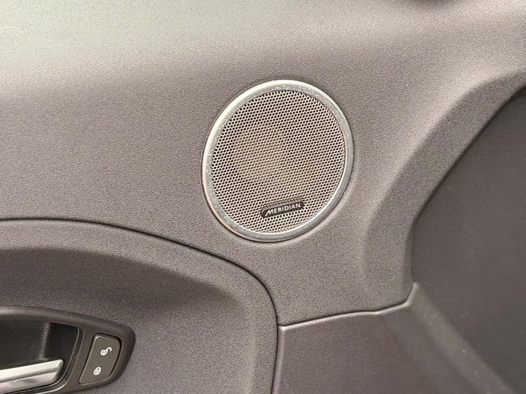 2015 Land Rover Range Rover Evoque 2.2 SD4 Pure 5dr Auto [9] [Tech Pack] ESTATE Diesel Automatic