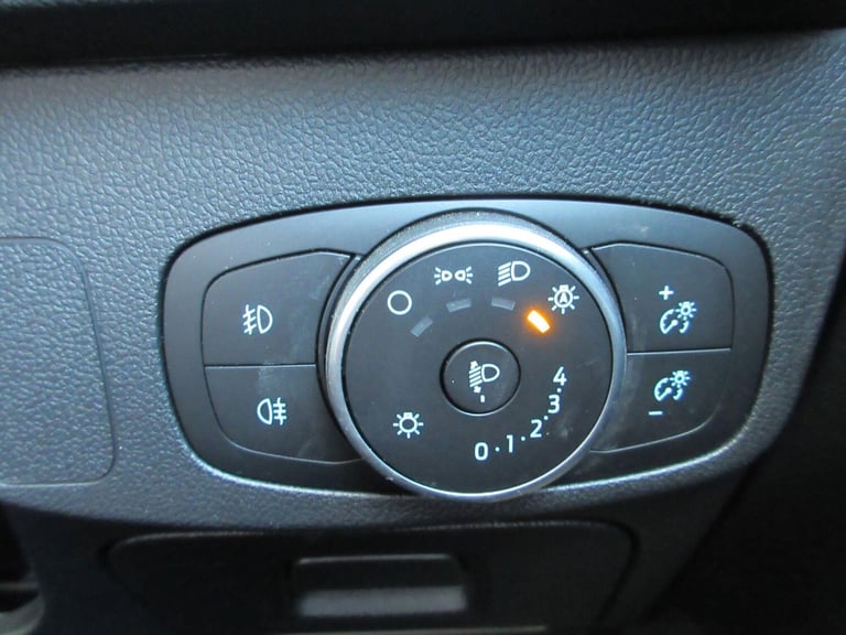 2019 Ford Focus 1.0T EcoBoost Active Hatchback 5dr Petrol Manual Euro 6 (s/s) (125 ps) HATCHBACK ...