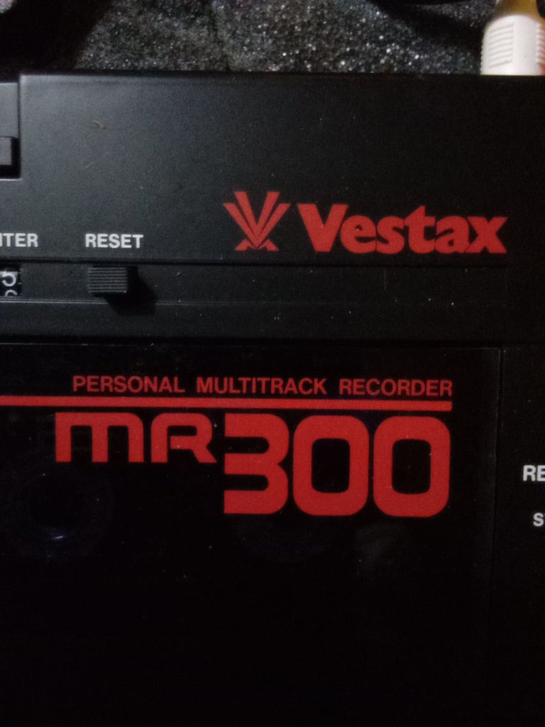 MR 300 VESTAX 300 multi track recorder