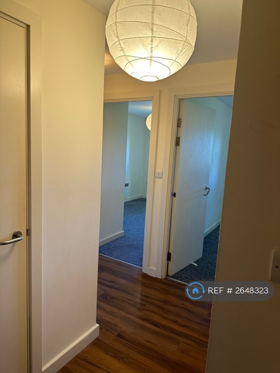 2 bedroom flat in Broadfields, Harrow, HA2 (2 bed) (#2648323)