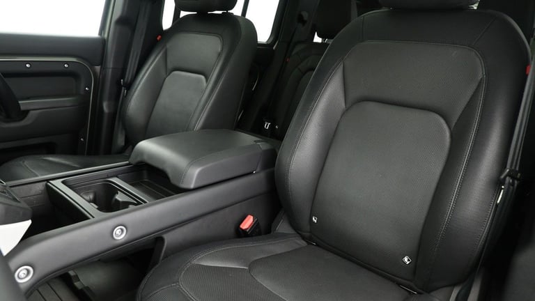 2024 Land Rover Defender 110 3.0 D250 MHEV X-Dynamic HSE SUV 5dr Diesel Auto 4WD Euro 6 (s/s) (25...