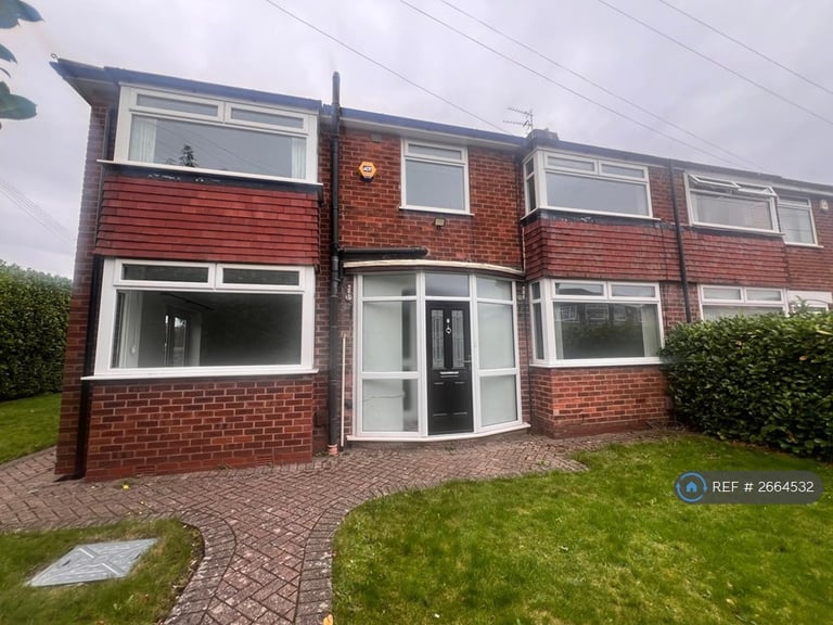 4 bedroom house in Shrewsbury Road, Sale, M33 (4 bed) (#2664532)