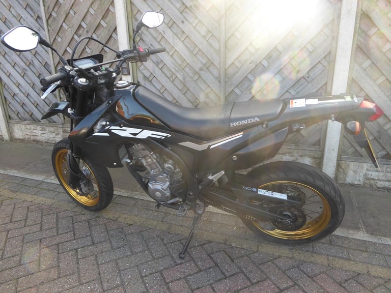 HONDA CRF 250 SUPER MOTO 63 REG LOW MILES TIDY BIKE MOT TILL 6,6,26