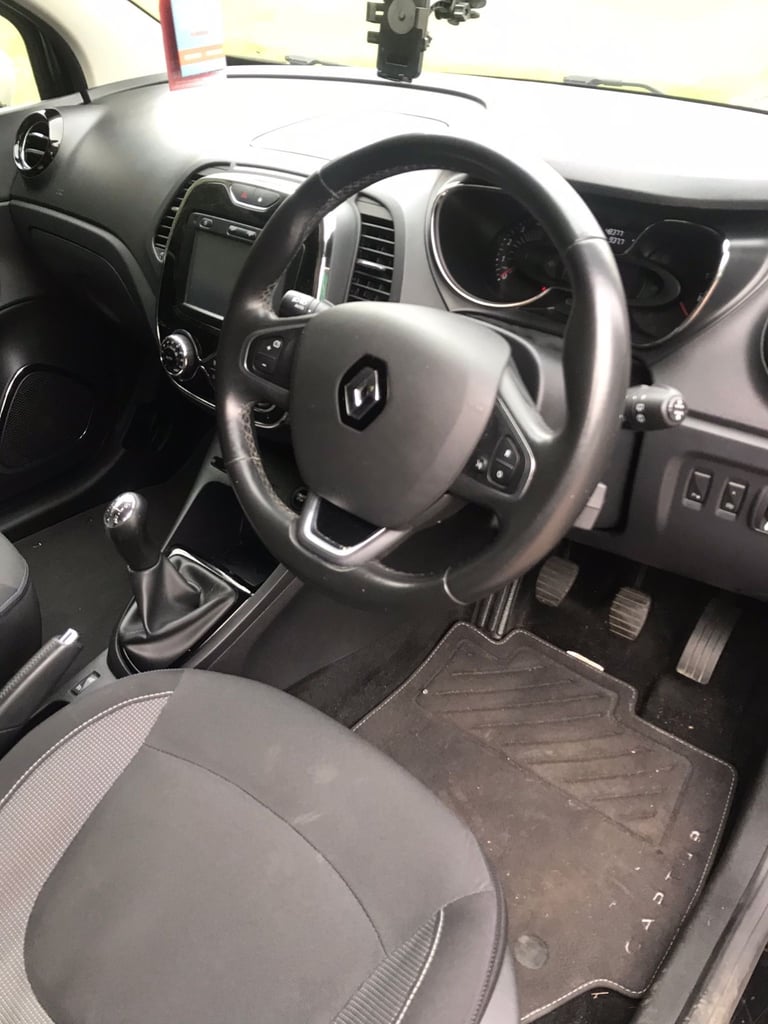 2017 Renault Captur 1.5 dCi 110 Dynamique S Nav 5dr HATCHBACK Diesel Manual Low miles only 48k 
