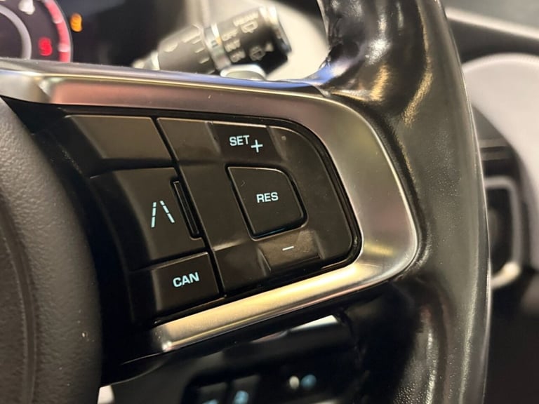 2019 Jaguar F-Pace 2.0d [240] R-Sport 5dr Auto AWD ESTATE DIESEL Automatic