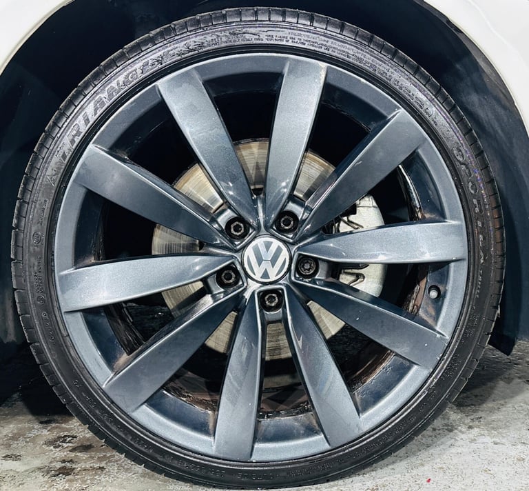  Volkswagen Scirocco 2.0 TDI R-Line DSG Euro 5 3dr (Leather, Nav) Diesel Automatic