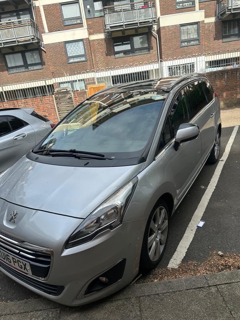 Peugeot, 5008, MPV, 2016, Semi-Auto, 1560 (cc), 5 doors